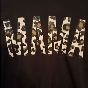 🩷Black 'MAMA' Leopard Print T-Shirt